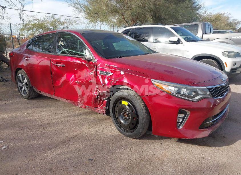 2018 Kia Optima SX TURBO (VIN 5XXGW4L24JG192556) main photo