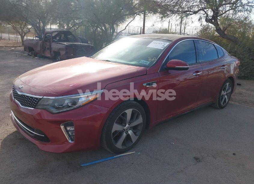 Photo 2 of 2018 Kia Optima SX TURBO (VIN 5XXGW4L24JG192556)