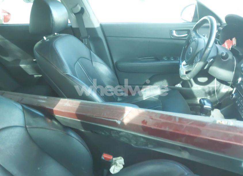 Photo 5 of 2018 Kia Optima SX TURBO (VIN 5XXGW4L24JG192556)