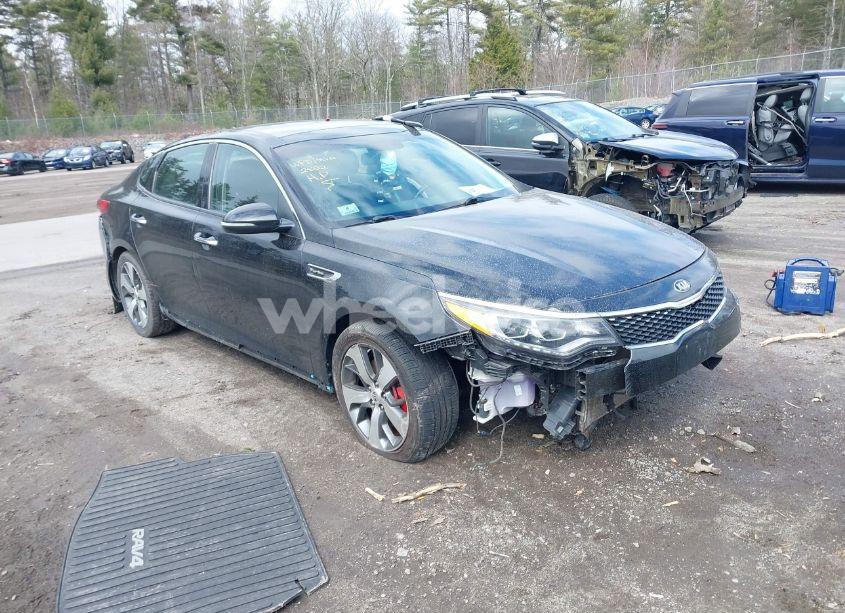 2018 Kia Optima SX TURBO (VIN 5XXGW4L24JG242582) main photo