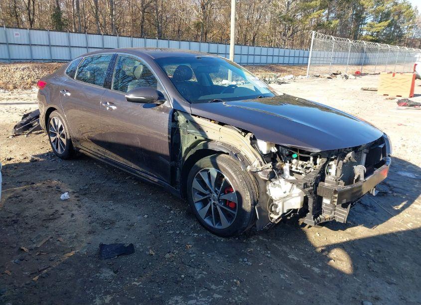 2016 Kia Optima SX TURBO (VIN 5XXGW4L26GG046832) main photo