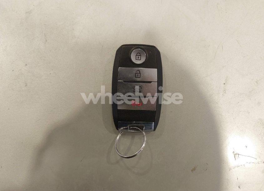 Photo 11 of 2019 Kia Optima SX TURBO (VIN 5XXGW4L26KG307854)