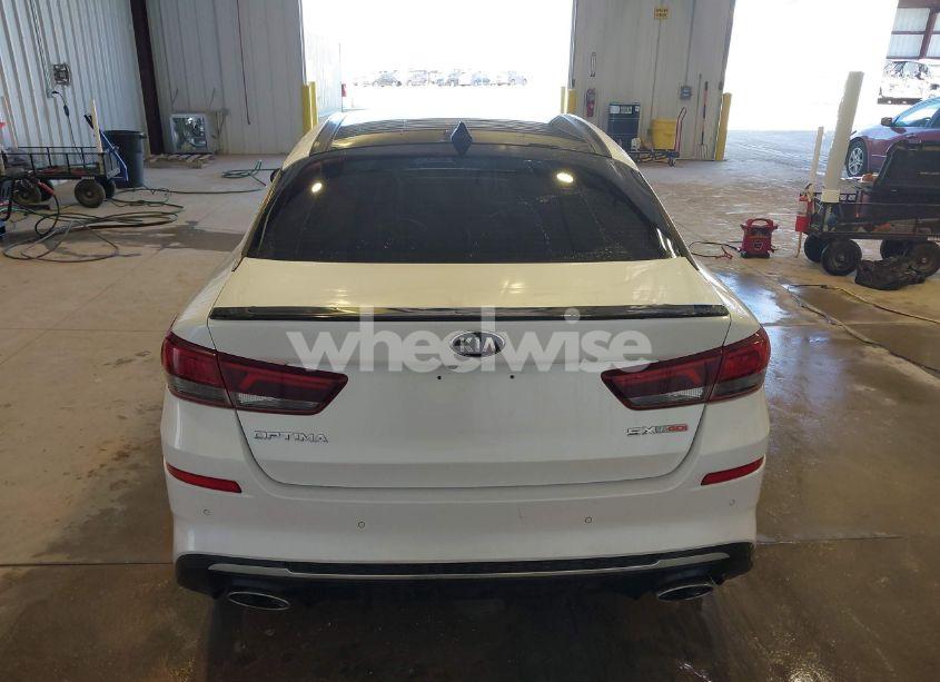 Photo 16 of 2019 Kia Optima SX TURBO (VIN 5XXGW4L26KG307854)