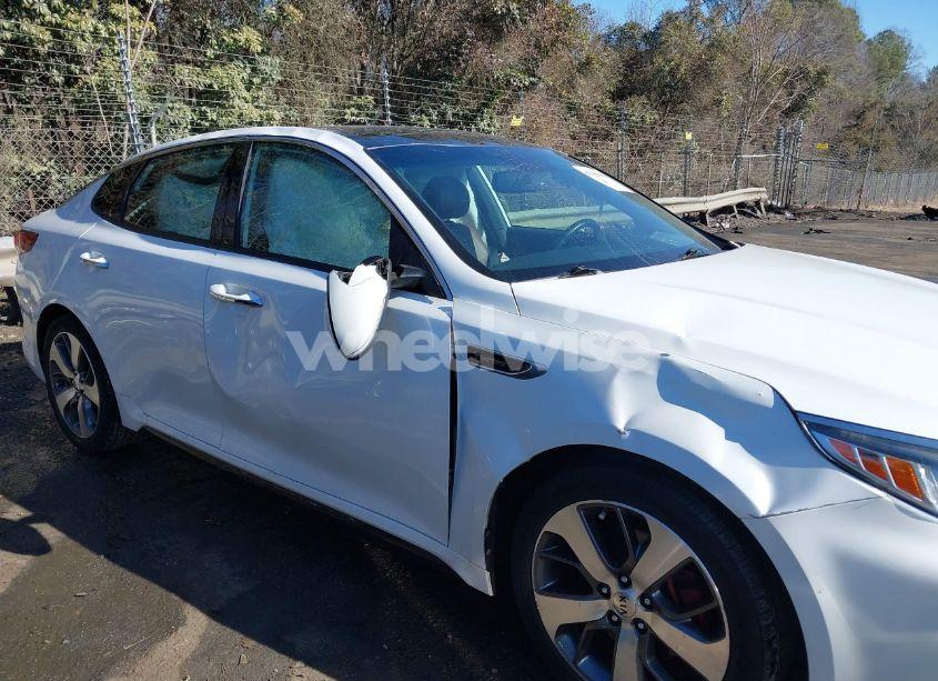 Photo 13 of 2016 Kia Optima SX TURBO (VIN 5XXGW4L27GG012575)