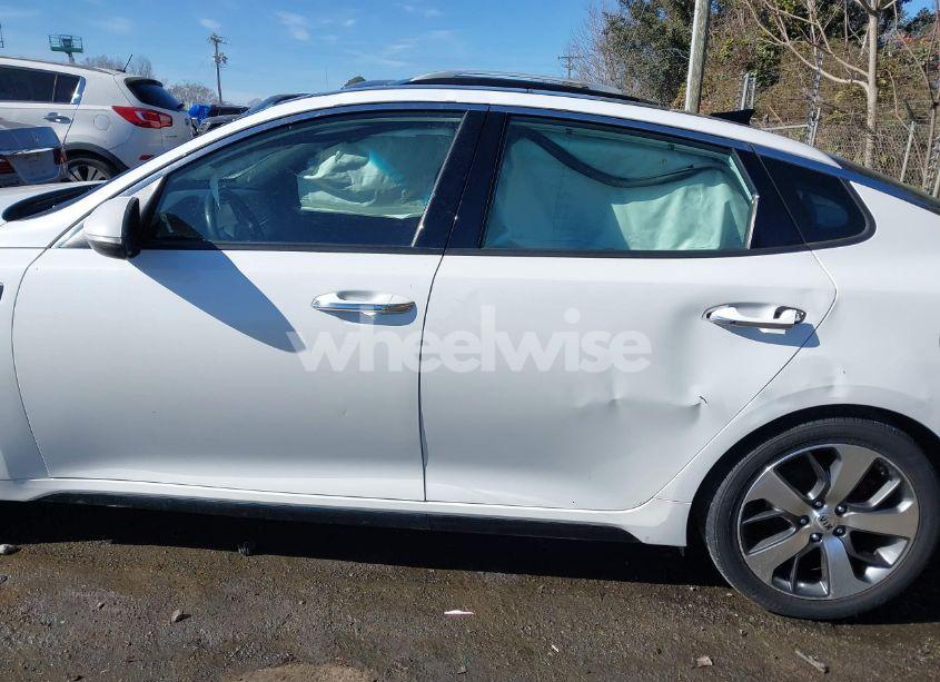Photo 14 of 2016 Kia Optima SX TURBO (VIN 5XXGW4L27GG012575)