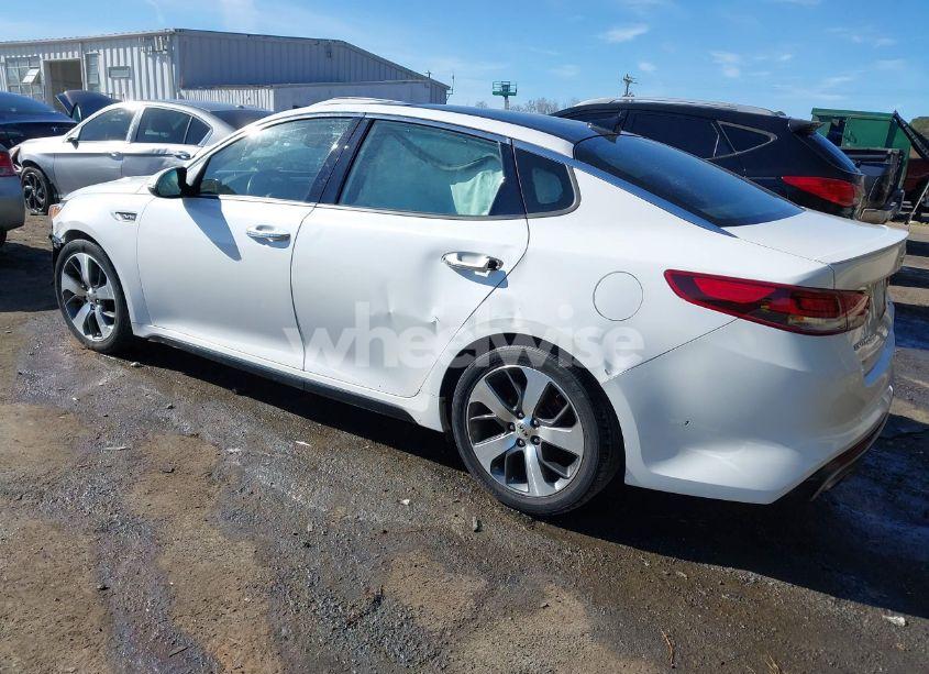 Photo 3 of 2016 Kia Optima SX TURBO (VIN 5XXGW4L27GG012575)
