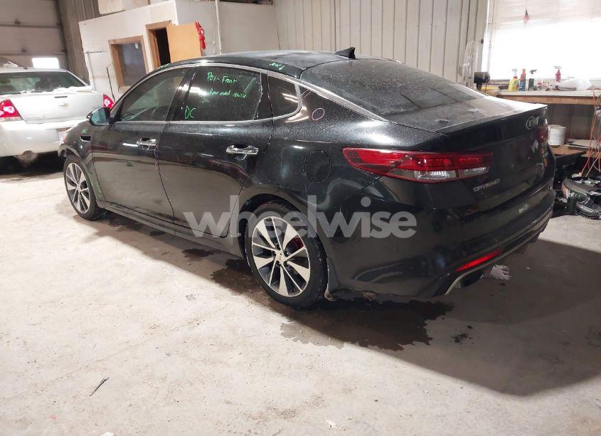 Photo 3 of 2016 Kia Optima SX TURBO (VIN 5XXGW4L27GG106780)