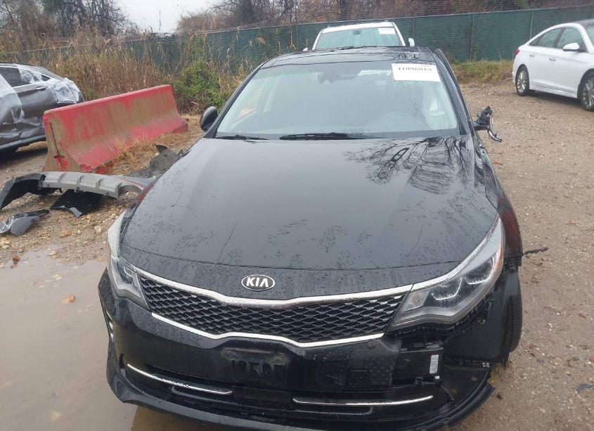 Photo 12 of 2017 Kia Optima SX TURBO (VIN 5XXGW4L27HG173221)