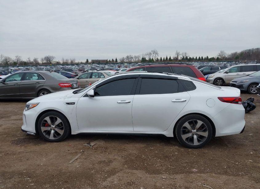 Photo 15 of 2018 Kia Optima SX TURBO (VIN 5XXGW4L27JG240017)
