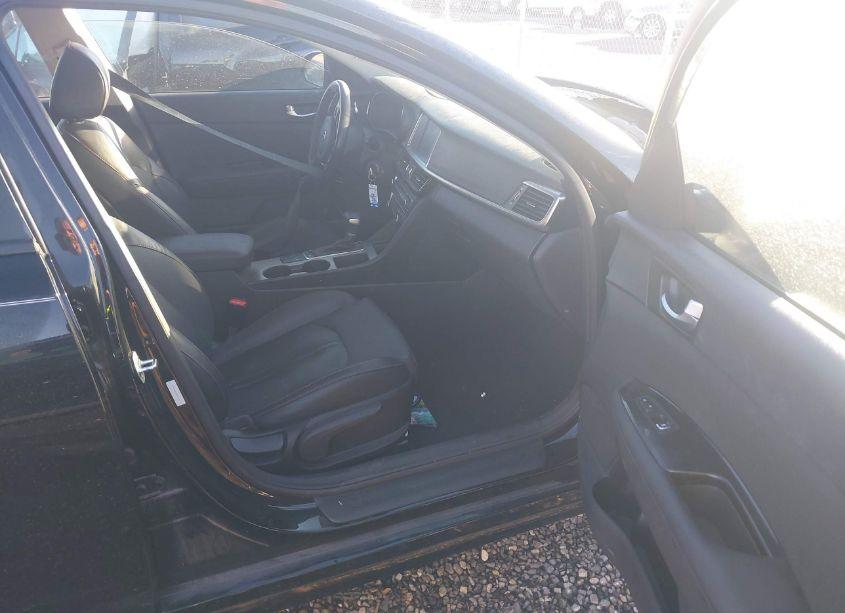 Photo 5 of 2017 Kia Optima SX TURBO (VIN 5XXGW4L28HG146416)