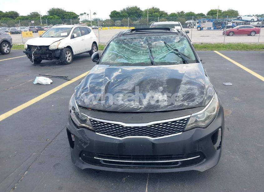Photo 6 of 2018 Kia Optima (VIN 5XXGW4L28JG238289)