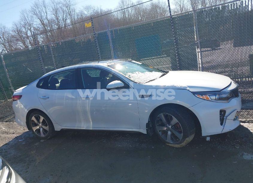 Photo 14 of 2016 Kia Optima SX TURBO (VIN 5XXGW4L29GG025604)