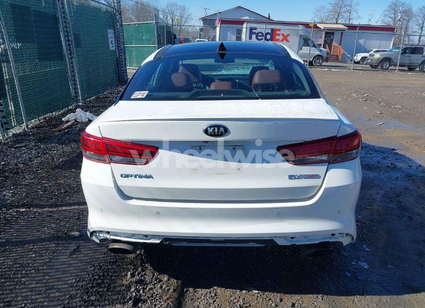 Photo 17 of 2016 Kia Optima SX TURBO (VIN 5XXGW4L29GG025604)