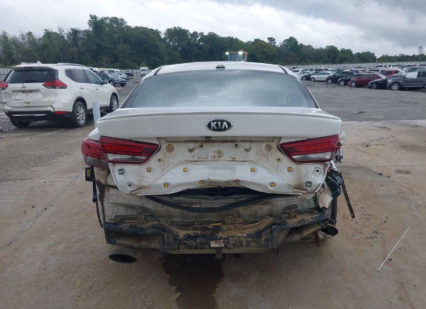 Photo 15 of 2016 Kia Optima SX TURBO (VIN 5XXGW4L29GG080117)