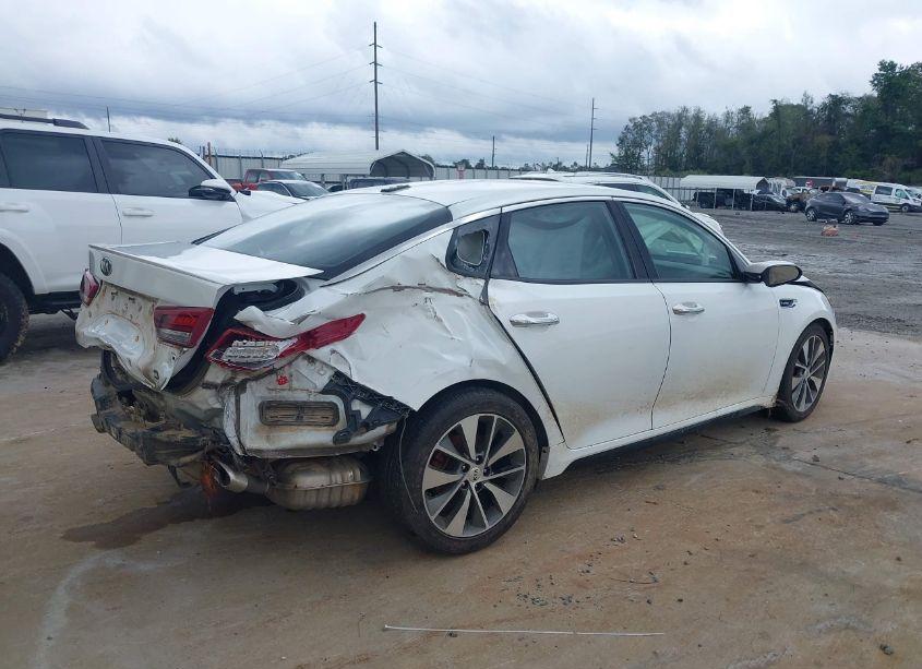 Photo 4 of 2016 Kia Optima SX TURBO (VIN 5XXGW4L29GG080117)