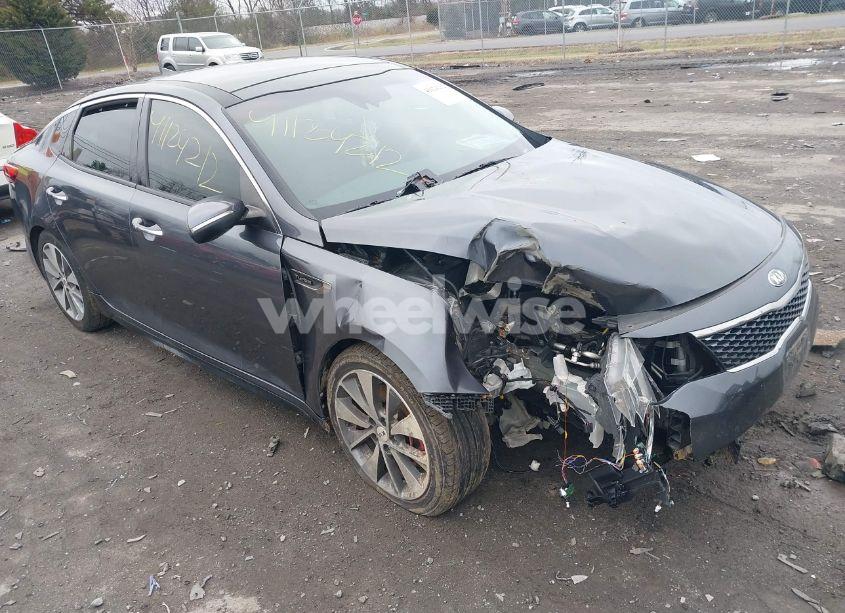 2016 Kia Optima SX TURBO (VIN 5XXGW4L29GG086922) main photo