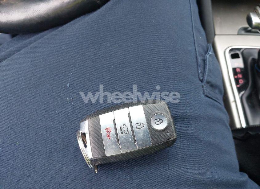 Photo 11 of 2016 Kia Optima SX TURBO (VIN 5XXGW4L29GG086922)