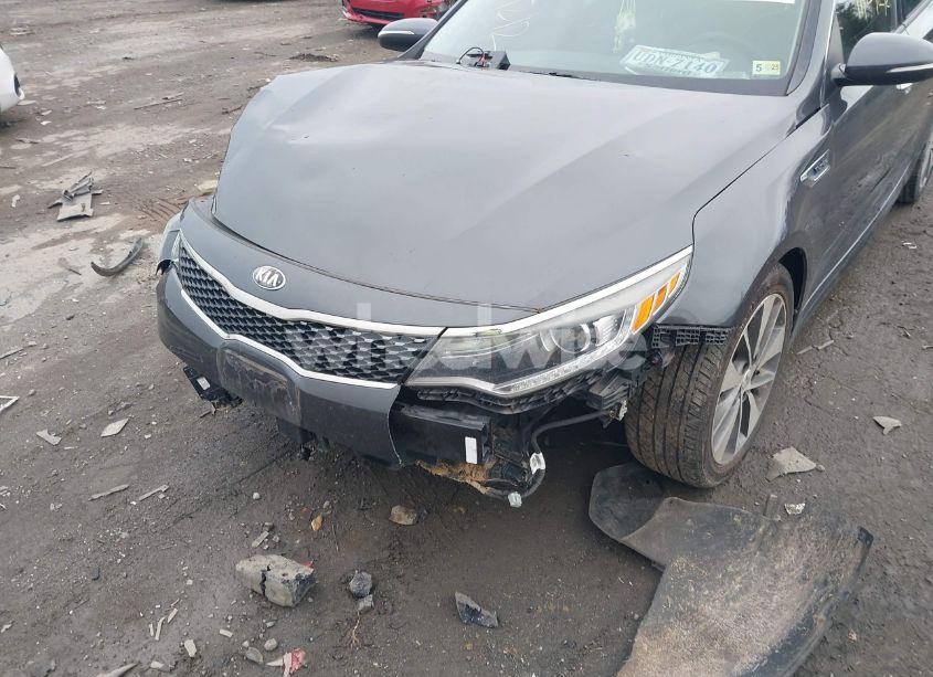Photo 6 of 2016 Kia Optima SX TURBO (VIN 5XXGW4L29GG086922)