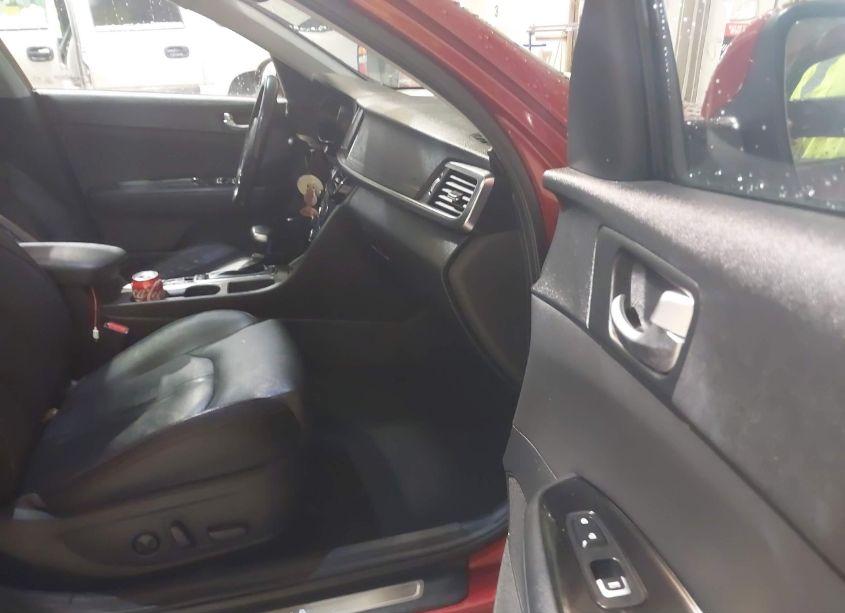 Photo 5 of 2016 Kia Optima SX TURBO (VIN 5XXGW4L29GG115125)