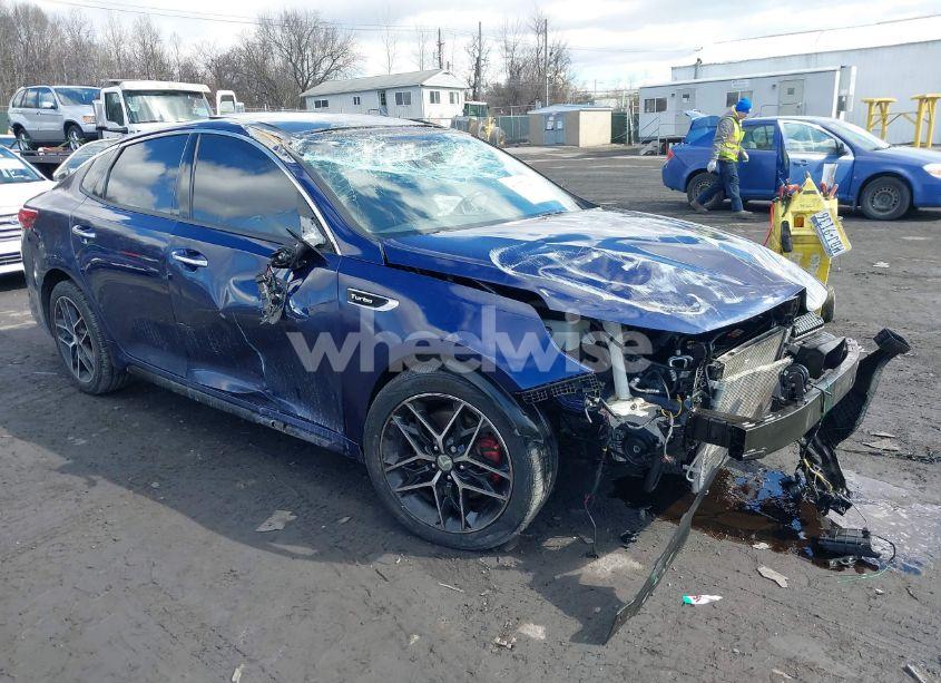 2019 Kia Optima SX TURBO (VIN 5XXGW4L29KG317195) main photo