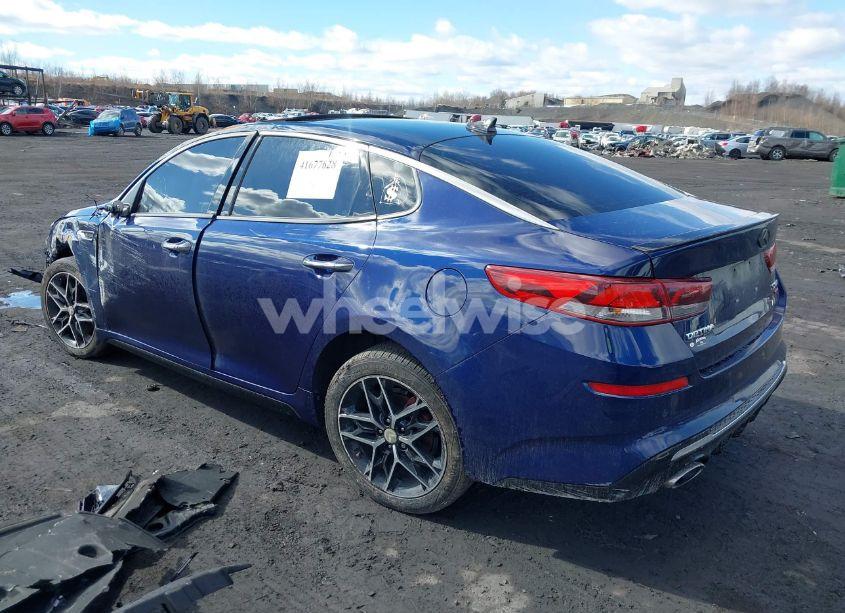 Photo 3 of 2019 Kia Optima SX TURBO (VIN 5XXGW4L29KG317195)