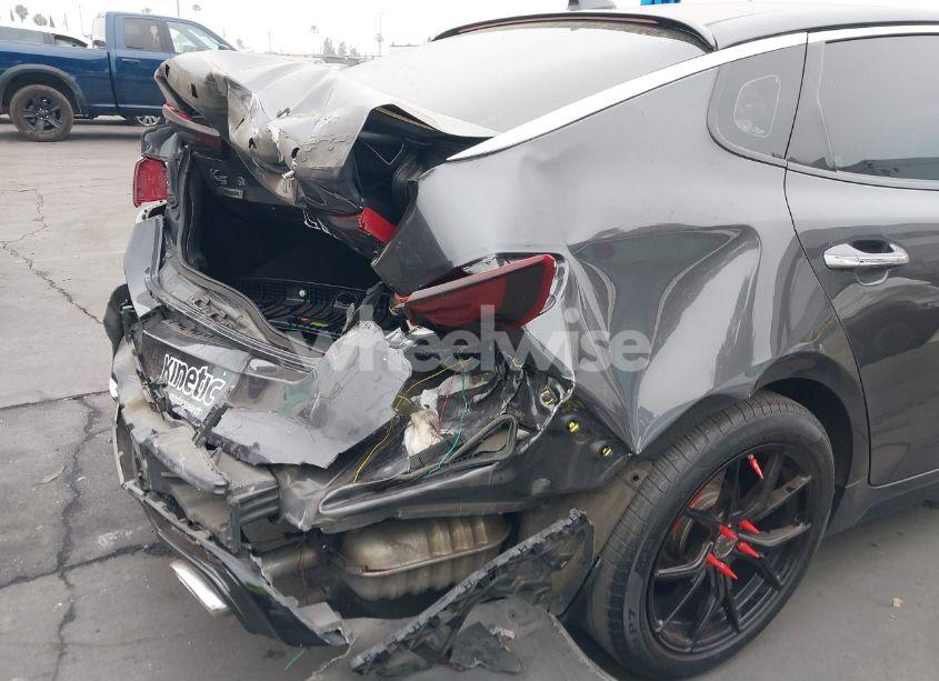 Photo 12 of 2016 Kia Optima SX TURBO (VIN 5XXGW4L2XGG012408)