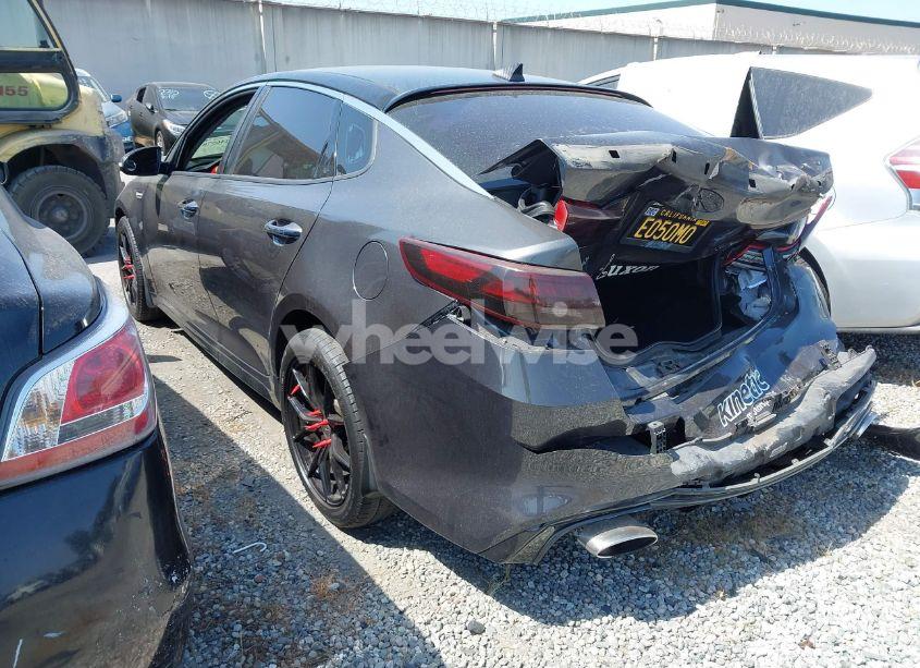 Photo 3 of 2016 Kia Optima SX TURBO (VIN 5XXGW4L2XGG012408)