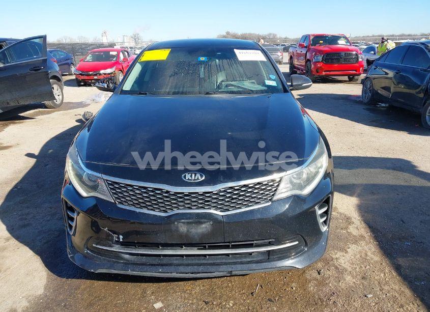 Photo 12 of 2017 Kia Optima SX TURBO (VIN 5XXGW4L2XHG145607)
