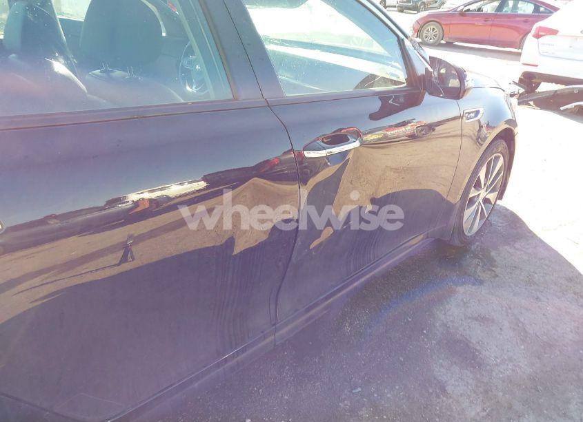 Photo 19 of 2017 Kia Optima SX TURBO (VIN 5XXGW4L2XHG145607)