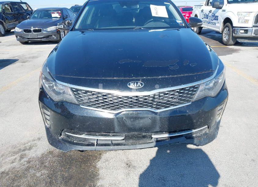 Photo 12 of 2018 Kia Optima SX TURBO (VIN 5XXGW4L2XJG225379)