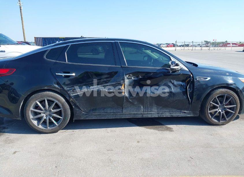 Photo 13 of 2018 Kia Optima SX TURBO (VIN 5XXGW4L2XJG225379)