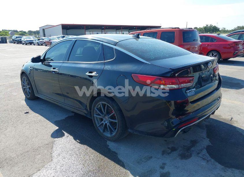 Photo 3 of 2018 Kia Optima SX TURBO (VIN 5XXGW4L2XJG225379)