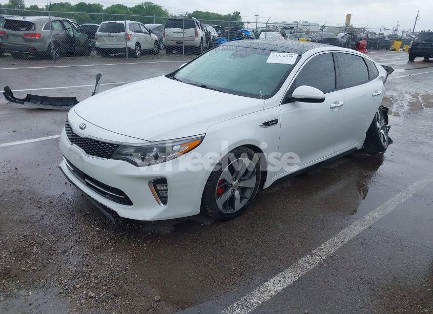 Photo 2 of 2018 Kia Optima SX TURBO (VIN 5XXGW4L2XJG247253)