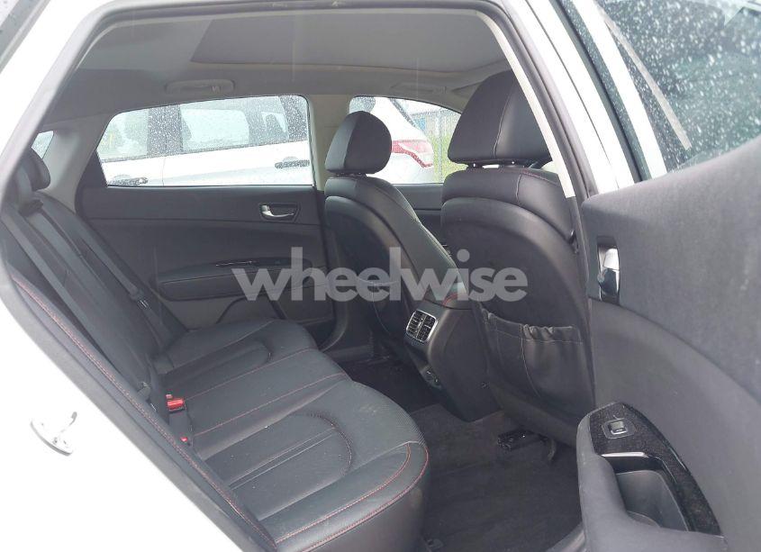 Photo 8 of 2018 Kia Optima SX TURBO (VIN 5XXGW4L2XJG247253)