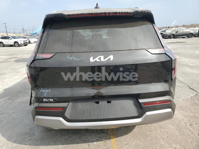 Photo 2 of 2025 KIA EV9 WIND (VIN 5XYAFFS55SG003519)