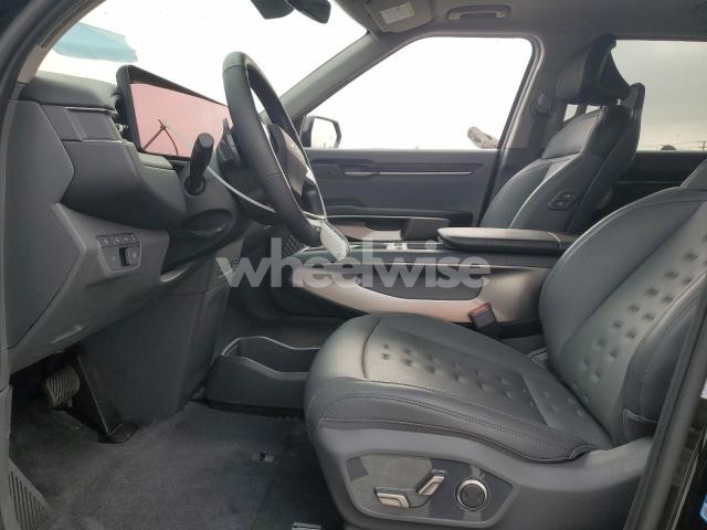 Photo 3 of 2025 KIA EV9 WIND (VIN 5XYAFFS55SG003519)