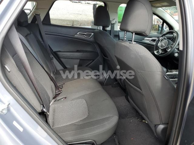 Photo 3 of 2025 KIA SPORTAGE LX (VIN 5XYK23DF3SG315116)