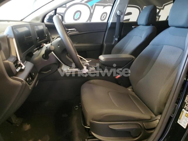 Photo 10 of 2025 KIA SPORTAGE LX (VIN 5XYK23DF6SG318995)