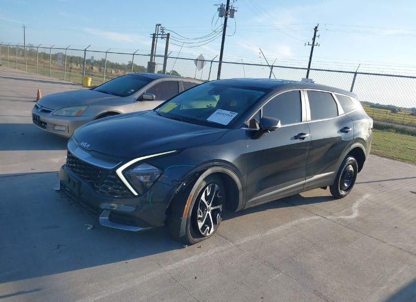 Photo 2 of 2023 Kia Sportage EX (VIN 5XYK33AF0PG134192)