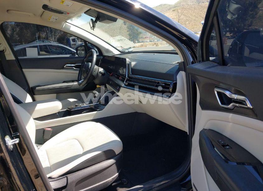 Photo 5 of 2023 Kia Sportage EX (VIN 5XYK33AF1PG004356)