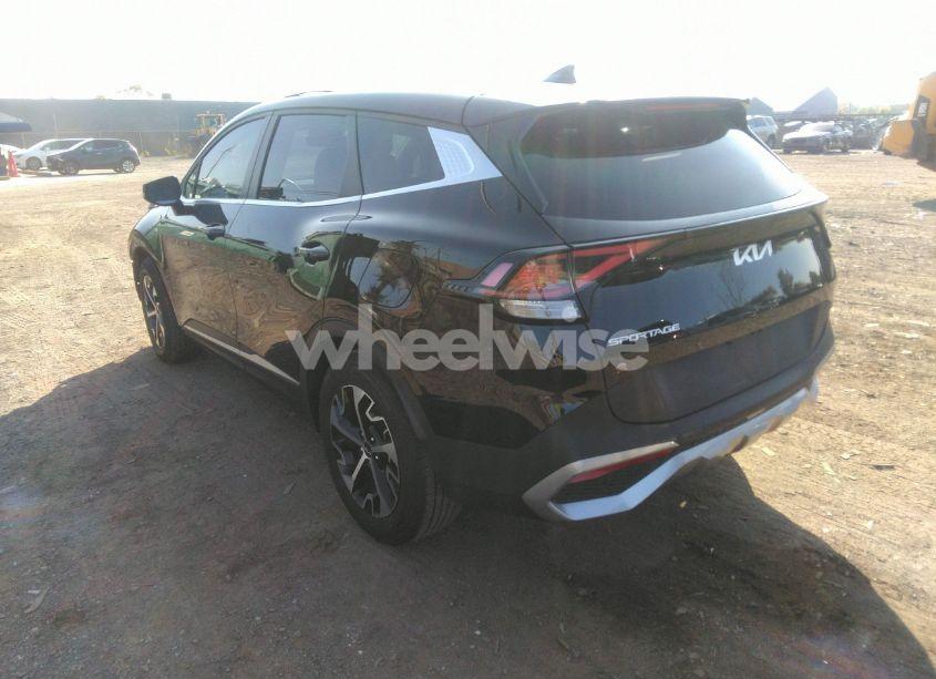 Photo 3 of 2023 Kia Sportage EX (VIN 5XYK33AF1PG101475)