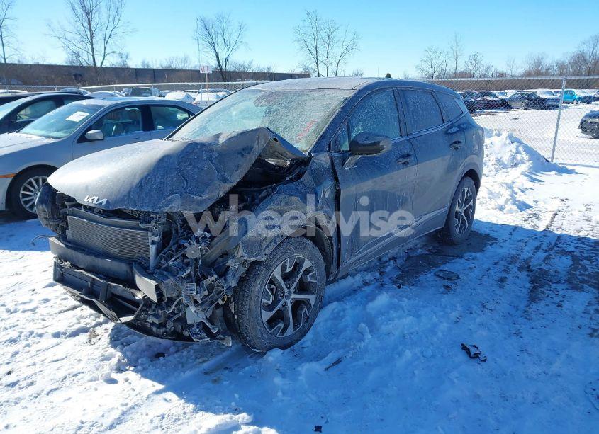 Photo 2 of 2023 Kia Sportage EX (VIN 5XYK33AF2PG037091)