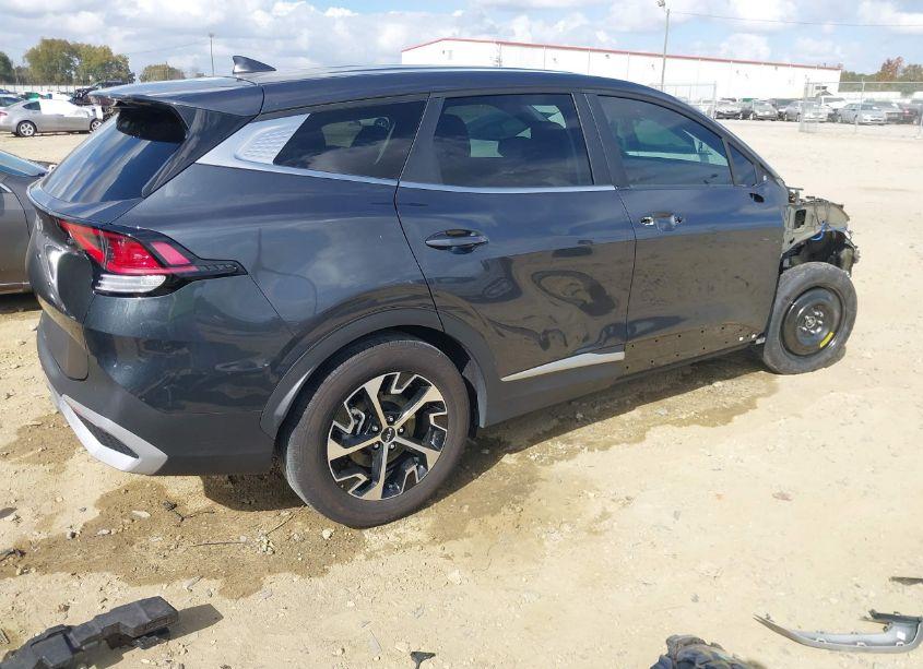 Photo 4 of 2023 Kia Sportage EX (VIN 5XYK33AF2PG091877)