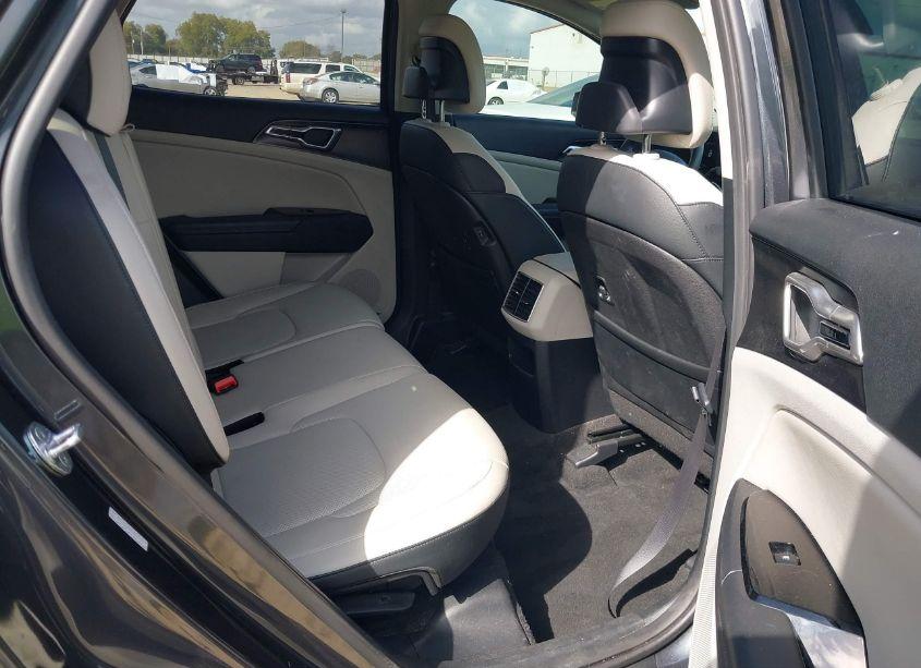 Photo 8 of 2023 Kia Sportage EX (VIN 5XYK33AF2PG091877)