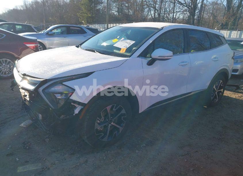 Photo 2 of 2023 Kia Sportage EX (VIN 5XYK33AF2PG102960)