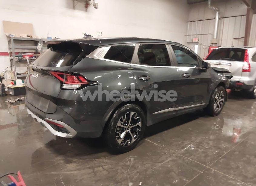 Photo 4 of 2023 Kia Sportage EX (VIN 5XYK33AF3PG061741)