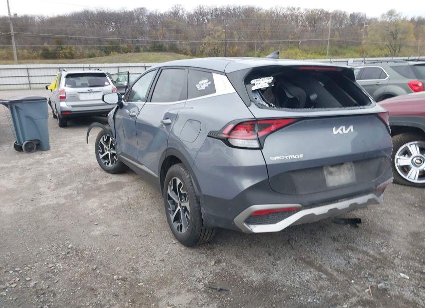 Photo 3 of 2023 Kia Sportage EX (VIN 5XYK33AF4PG041014)