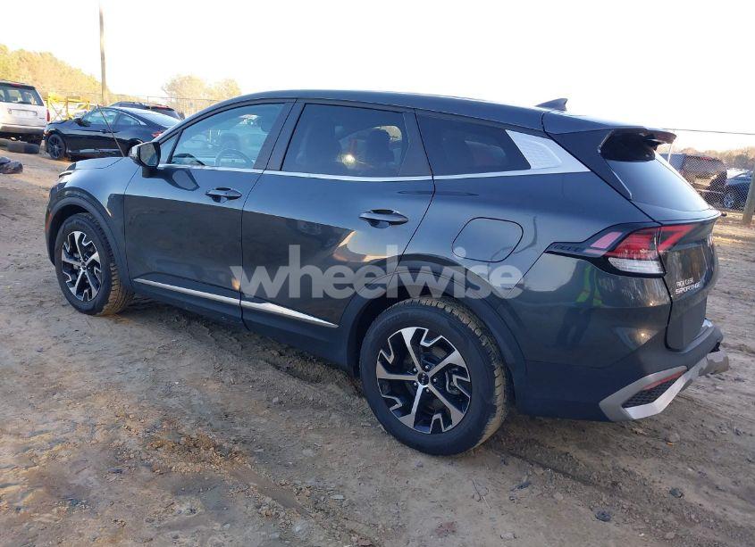 Photo 3 of 2023 Kia Sportage EX (VIN 5XYK33AF4PG075597)