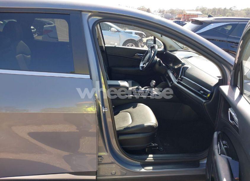 Photo 5 of 2023 Kia Sportage EX (VIN 5XYK33AF4PG113135)