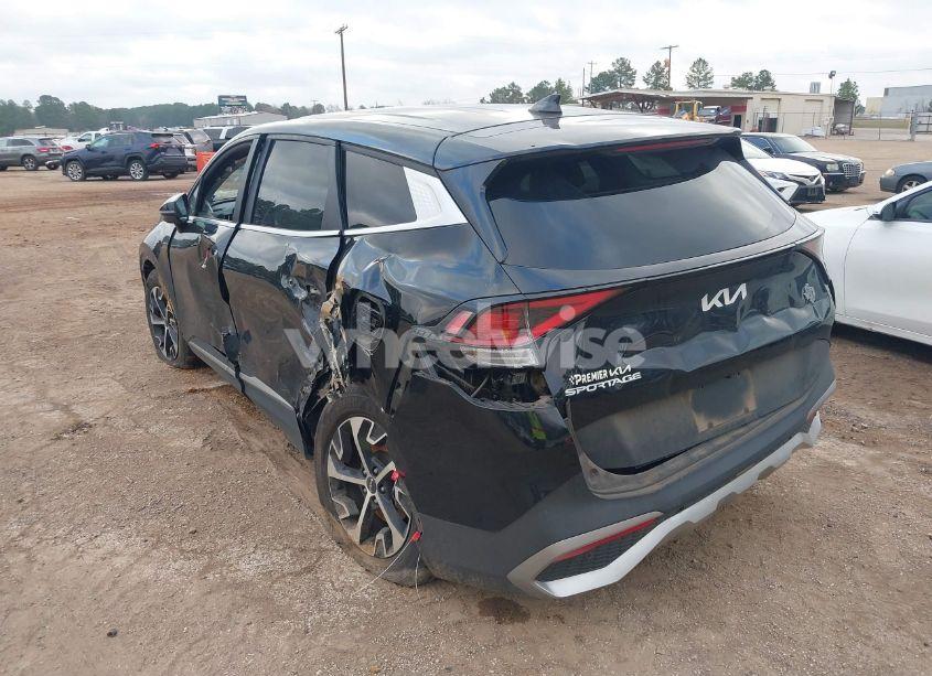 Photo 3 of 2023 Kia Sportage EX (VIN 5XYK33AF5PG061305)